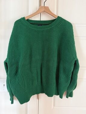 GAP Chunky Ribbed Crewneck Sweater in Kelly Green